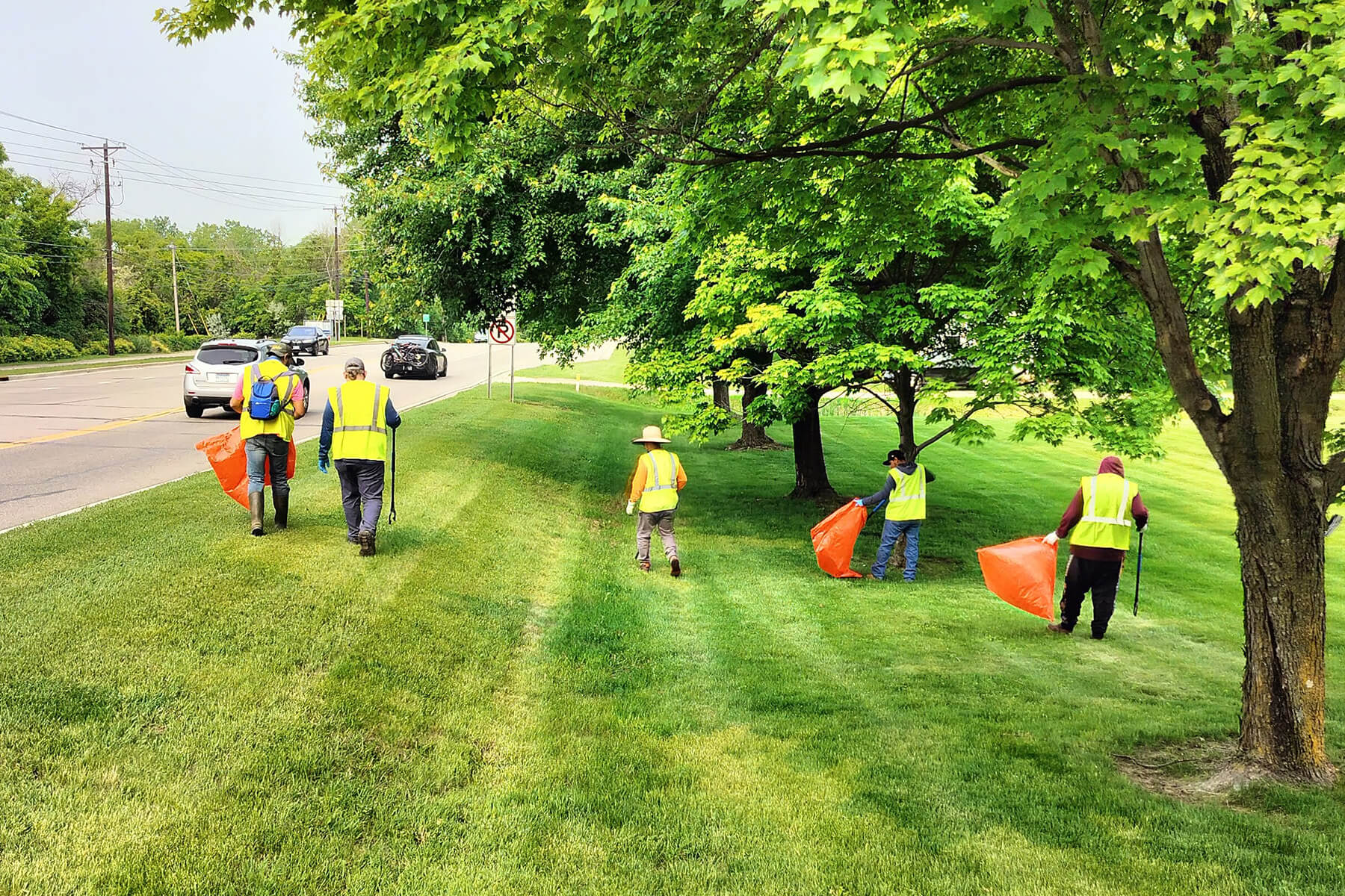 Adopt-A-Highway with the Bailey Nurseries Sustainability Team