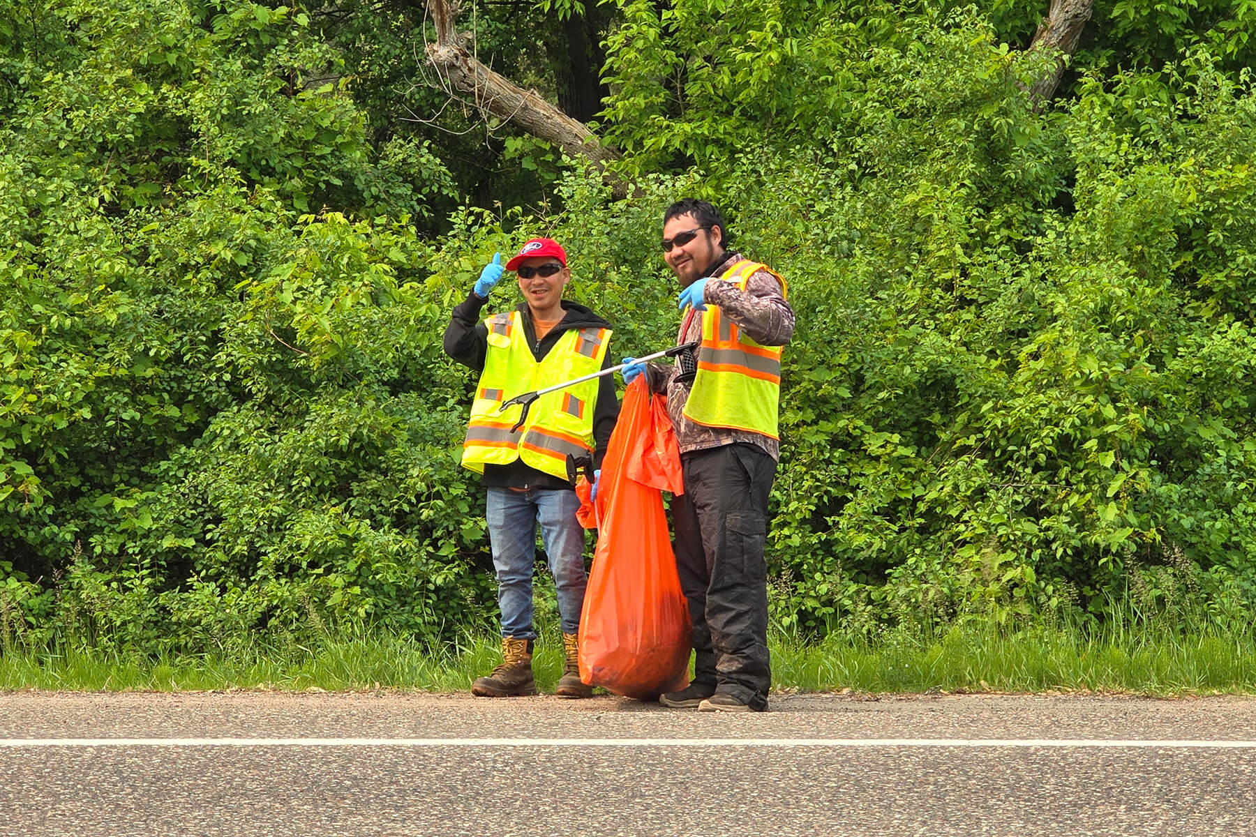Bailey Nurseries Adopt-A-Highway volunteers.